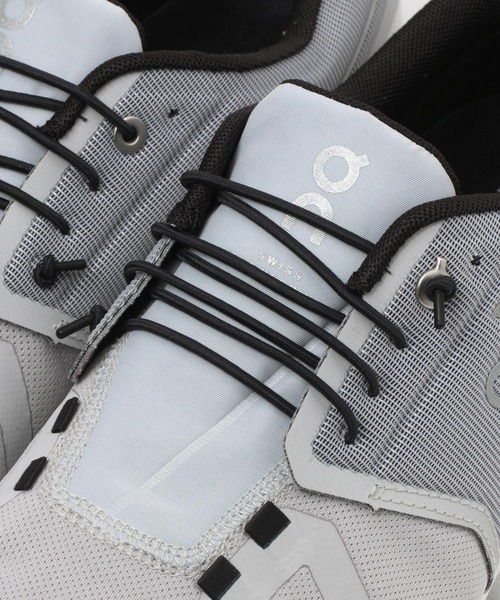 On（オン）の「【On(オン)】Cloud 5 Waterproof（スニーカー・メンズ・ブラック/ライトグレー・26.5cm/27cm/27.5cm/28cm）」の16枚目の写真