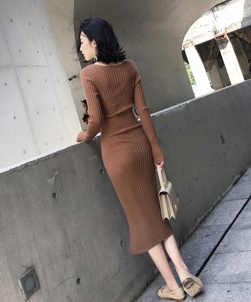 LUGG NAGG(ラグナグ)の「リブニットVネックマキシワンピース(ワンピース・レディース・ライトベージュ/チョコ/ブラック・M)」の5枚目の写真