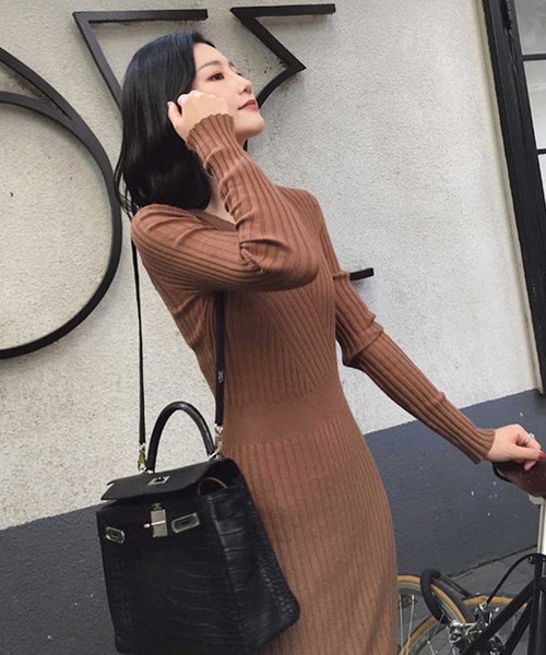 LUGG NAGG(ラグナグ)の「リブニットVネックマキシワンピース(ワンピース・レディース・ライトベージュ/チョコ/ブラック・M)」の9枚目の写真