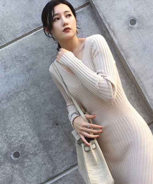 LUGG NAGG(ラグナグ)の「リブニットVネックマキシワンピース(ワンピース・レディース・ライトベージュ/チョコ/ブラック・M)」の18枚目の写真