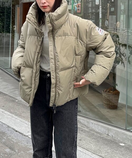 Pyrenex(ピレネックス)の「【PYRENEX/ピレネックス】HARMONIE CROP ダウンジャケット(ダウンジャケット/コート・レディース・ブラック/ベージュ・38)」の1枚目の写真