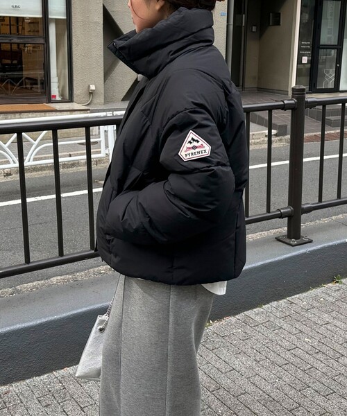 Pyrenex(ピレネックス)の「【PYRENEX/ピレネックス】HARMONIE CROP ダウンジャケット(ダウンジャケット/コート・レディース・ブラック/ベージュ・38)」の4枚目の写真