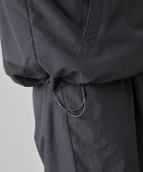 coen（コーエン）の「ナイロングログランスポーツトラックジャケット（ナイロンジャケット・メンズ・ダークグレー/ブラック・L/M/S/XL）」の6枚目の写真