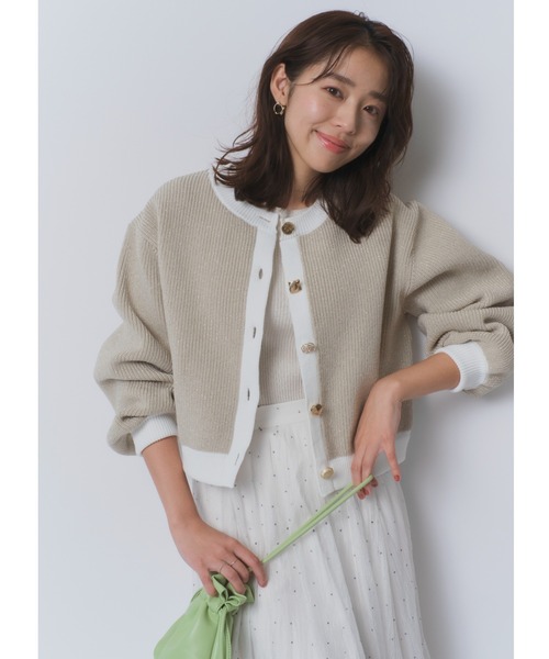 JUSGLITTY（ジャスグリッティー）の「シャイニーマルチ釦カーデ