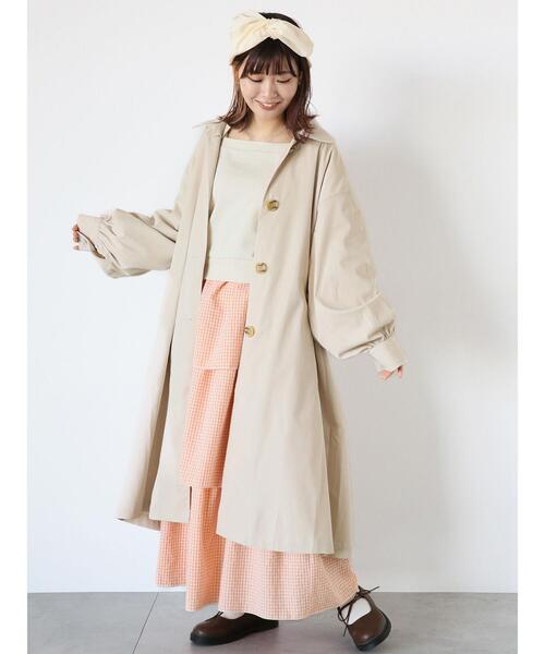 ehka sopo(エヘカソポ)の「ボリュームスリーブロングコート(その他アウター・レディース・ライトベージュ/ミント・F)」の2枚目の写真