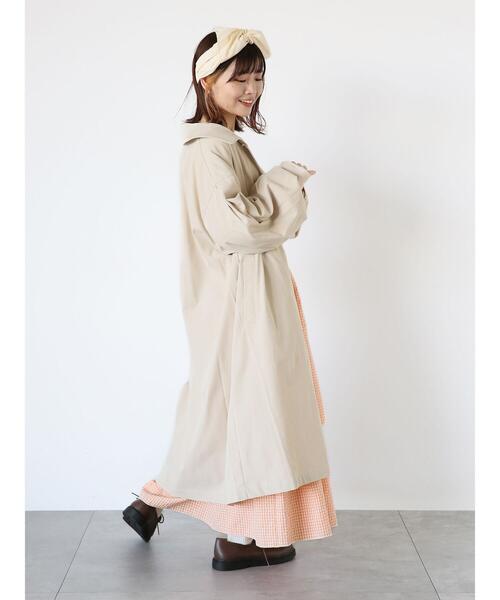 ehka sopo(エヘカソポ)の「ボリュームスリーブロングコート(その他アウター・レディース・ライトベージュ/ミント・F)」の6枚目の写真