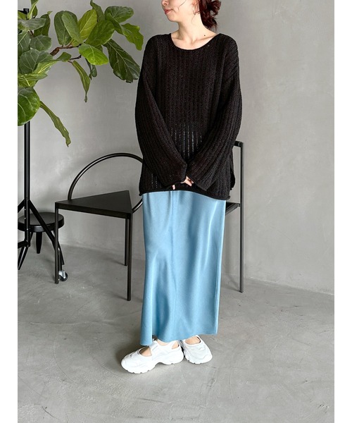 LEPSIM（レプシィム）の「5ゲージテープヤーン長袖プルオーバー　995370（Tシャツ/カットソー・レディース・ライトオリーブ/ブラック/ベージュ・FREE）」の8枚目の写真