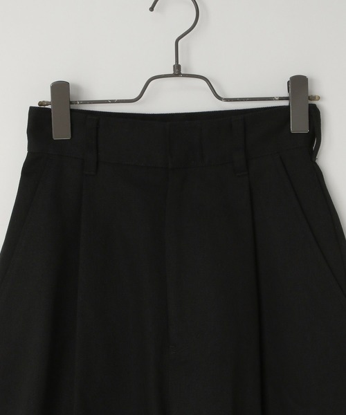 yuw（ユウ）の「タックバギーパンツ 106300（その他パンツ・レディース・ブラック/ナチュラル・MEDIUM/LARGE）」の21枚目の写真