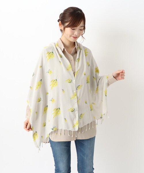 one'sterrace(ワンズテラス)の「◆【ひんやり】3WAYストール フレッシュミモザ(ストール/ショール・レディース・グレー系4/ネイビー系5/アイボリー系8・99)」の10枚目の写真