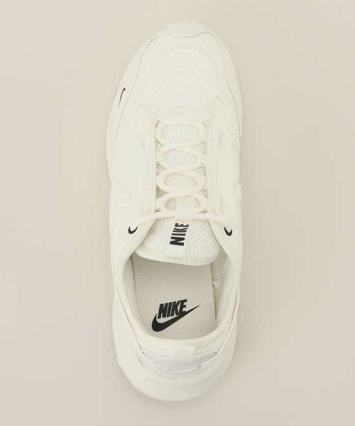 SLOBE IENA（スローブイエナ）の「《WEB限定》【NIKE/ナイキ】 TC7900（スニーカー・レディース・ホワイト・23cm/23.5cm/24cm/24.5cm/25cm）」の6枚目の写真
