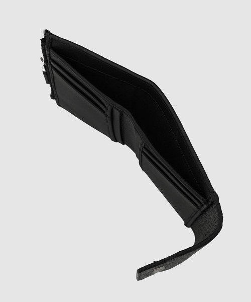 MARNI（マルニ）の「CALF LEATHER MENDING / スクエアフラップウォレット（財布・レディース・ベージュ/ブラック・ONE SIZE）」の5枚目の写真