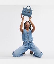 COACH コーチ カーゴ トート26 デニム　めるるさん着用モデル COACH コーチ カーゴ トート26 デニム めるるさん着用モデル