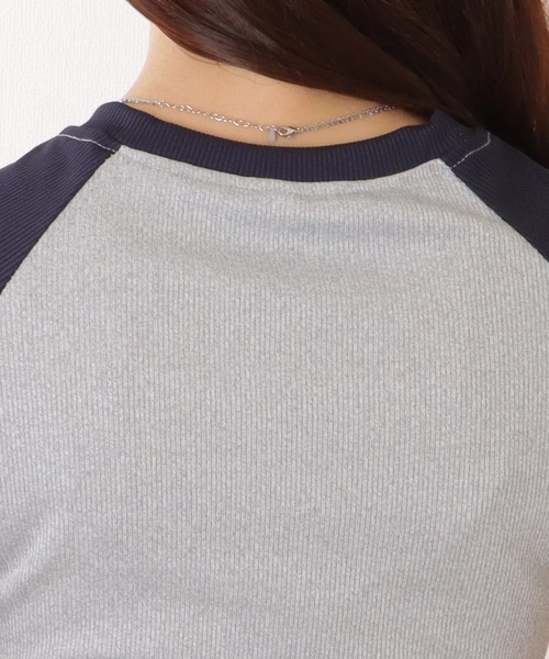 Lace Ladies(レースレディース)の「バイカラー ラグラン スリーブ コンパクト トップス(Tシャツ/カットソー・レディース・ピンク/グレー・S/XL/M)」の16枚目の写真