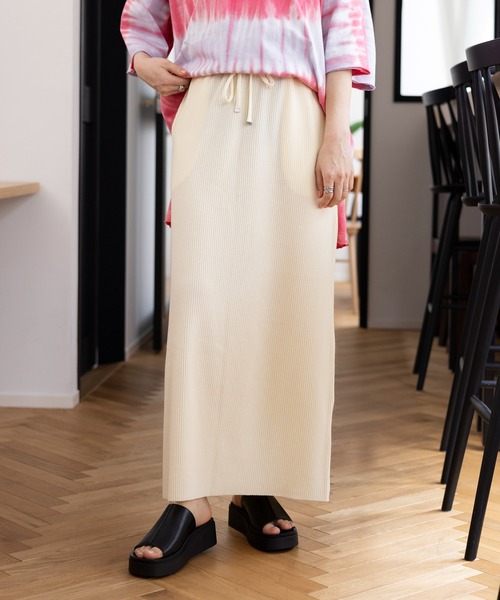 LEPSIM（レプシィム）の「【WEB限定アイテム】テレコナロースカート　113936（スカート・レディース・アイボリー/イエロー/ピンク/ブラック・FREE）」の5枚目の写真