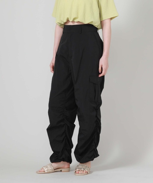 archives(アルシーヴ)の「ギャザーカーゴパンツ(カーゴパンツ・レディース・グレー/アイボリー/ブラック・MEDIUM)」の20枚目の写真