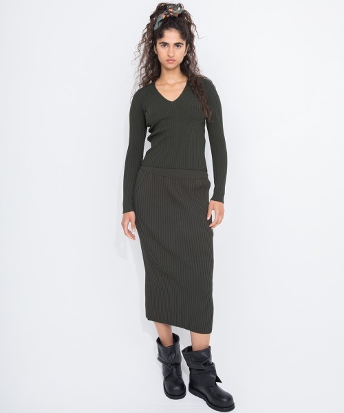 leinwande(ラインヴァンド)の「Washable Rib Knit Skirt / ウォッシャブルリブニットスカート(スカート・レディース・カーキ/ブラック・FREE)」の8枚目の写真