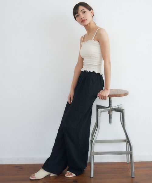 RETRO GIRL（レトロガール）の「カップ付シャーリングキャミ（キャミソール・レディース・ブラック/ナチュラル/イエロー/ブルー・FREE）」の7枚目の写真