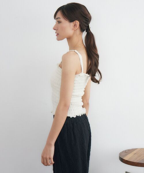 RETRO GIRL（レトロガール）の「カップ付シャーリングキャミ（キャミソール・レディース・ブラック/ナチュラル/イエロー/ブルー・FREE）」の14枚目の写真