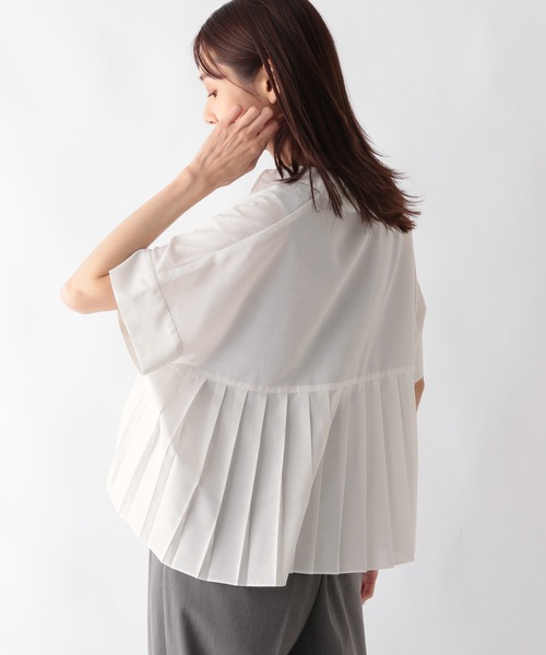 GLOBAL WORK（グローバルワーク）の「お手入れらくらくバックプリーツクロップドシャツ半袖/992247（シャツ/ブラウス）」 - WEAR