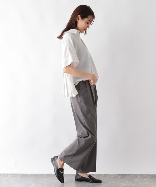 GLOBAL WORK（グローバルワーク）の「お手入れらくらくバックプリーツクロップドシャツ半袖/992247（シャツ/ブラウス）」 - WEAR