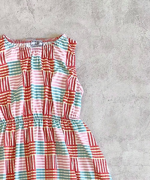 Life Support Products（ライフサポートプロダクツ）の「タンクトップ総柄ワンピース（80～150cm）（ワンピース・キッズ・ストライプ/チェック/マルチ/オフホワイト・80/90/95/100/110/120/130/140/150）」の5枚目の写真