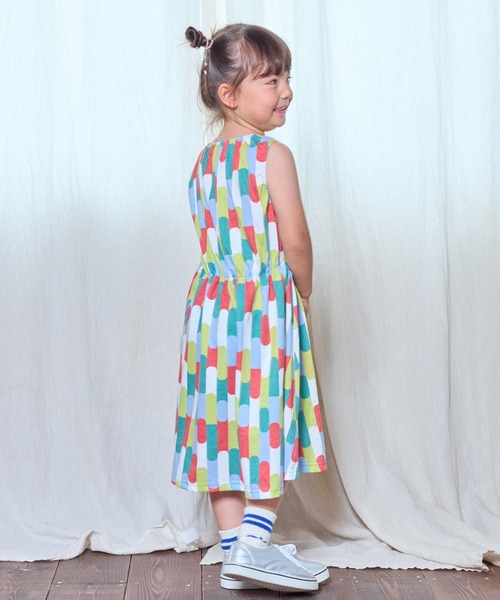 Life Support Products（ライフサポートプロダクツ）の「タンクトップ総柄ワンピース（80～150cm）（ワンピース・キッズ・ストライプ/チェック/マルチ/オフホワイト・80/90/95/100/110/120/130/140/150）」の14枚目の写真