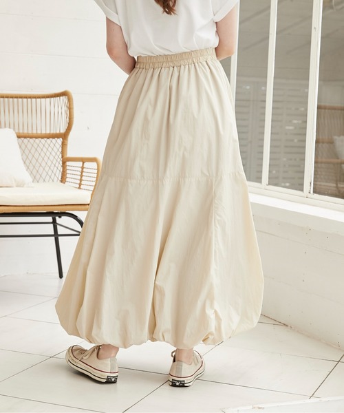 ANGIE(アンジー)の「タフタ バルーン スカート(スカート・レディース・オフホワイト/ナチュラル/ブラック・FREE)」の20枚目の写真