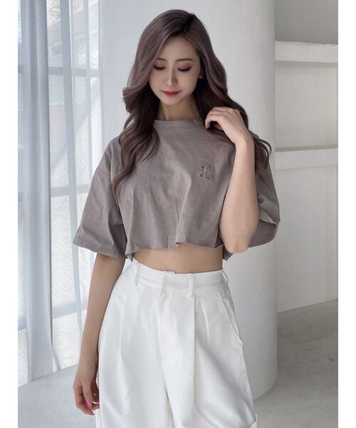 GYDA（ジェイダ）の「Square gydaショートBIG Tシャツ（Tシャツ/カットソー・レディース・オフホワイト/ブラック/ベージュ・FREE）」の4枚目の写真