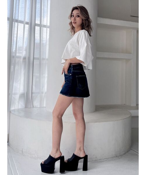 GYDA（ジェイダ）の「Square gydaショートBIG Tシャツ（Tシャツ/カットソー・レディース・オフホワイト/ブラック/ベージュ・FREE）」の10枚目の写真