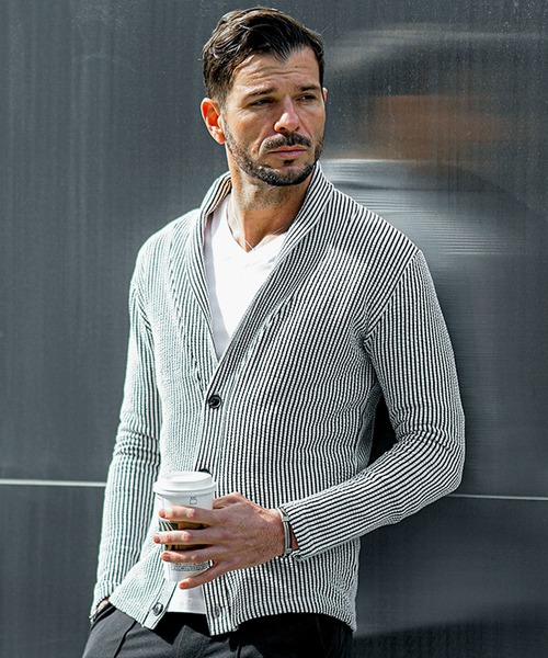 SOMEDIFF（サムディフ）の「【SOMEDIFF】シアサッカーショールカラーカーディガン メンズ（カーディガン/ボレロ・メンズ・ブラック/ネイビー/ホワイト×ネイビー/ホワイト・S/M/L/XL）」の12枚目の写真