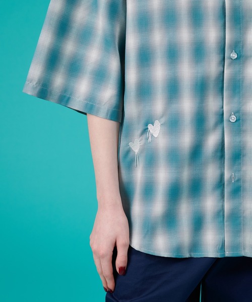 ONCILY(オンシェリー)の「OMBRE CHECK SHIRT / オンブレチェックシャツ(シャツ/ブラウス・メンズ・ブルー/アイボリー・LARGE/MEDIUM/SMALL)」の14枚目の写真