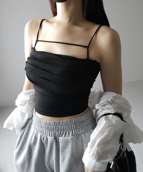 me+em select(ミームセレクト)の「【 カップ付き/2WAY 】ラインストラップタックショートキャミソール / line strap tuck short camisole(キャミソール・レディース・グレー/ホワイト/ブラック・FREE)」の19枚目の写真