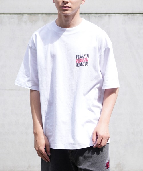 PIZZANISTA!(ピッザニスタ)の「【ムラサキスポーツ限定】PIZZANISTA/ピッザニスタ 半袖Tee カスレプリント オーバーサイズ ユニセックス PNTM242-04(Tシャツ/カットソー・メンズ・ホワイト/ブラック・XL/L/M)」の2枚目の写真