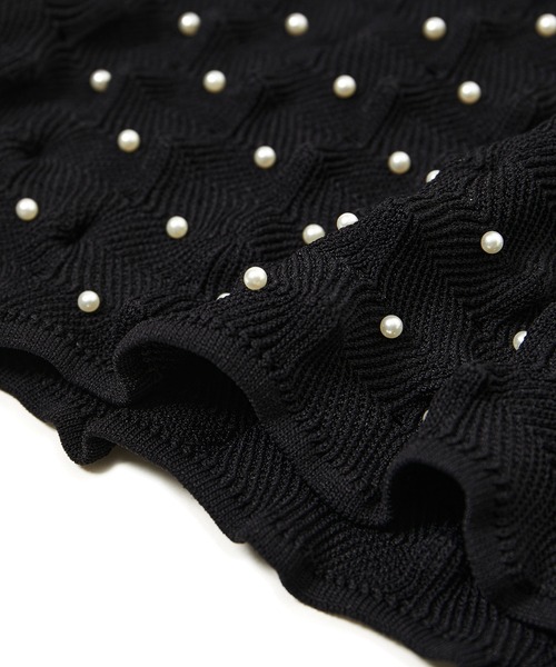 ADAM ET ROPE'(アダムエロペ)の「【逸品】パールニットプルオーバー(ニット/セーター・レディース・ブラック/ホワイト・FREE)」の4枚目の写真