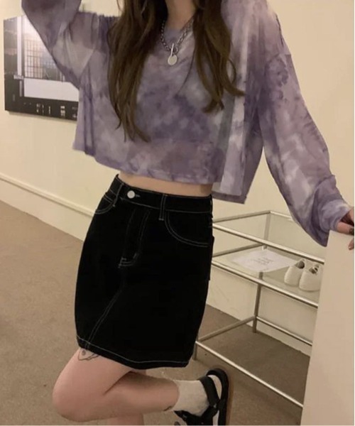 Jelly moo(ジェリームー)の「【 Jelly moo / ジェリームー 】 ショート丈 タイダイ柄 シアー トップス #(Tシャツ/カットソー・レディース・パープル/ブラック・FREE)」の5枚目の写真
