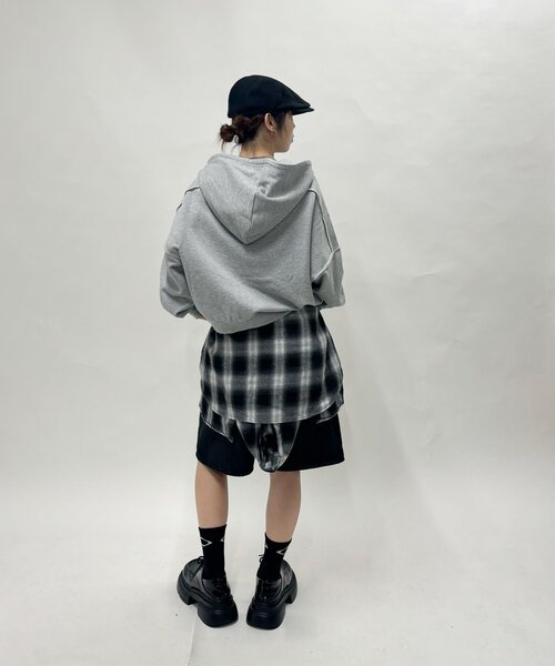 WHO'S WHO gallery（フーズフーギャラリー）の「【SLOPPY/スロッピー】リンキングジップパーカー（パーカー・レディース・チャコールグレー/ライトグレー/グレー/ネイビー・FREE）」の17枚目の写真