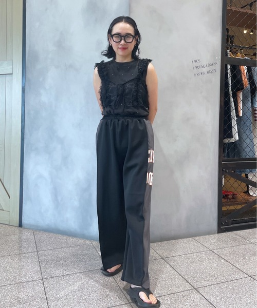 RODEO CROWNS WIDE BOWL（ロデオクラウンズワイドボウル）の「スタッズタンクトップ（タンクトップ・レディース・オフホワイト/サックスブルー/ブラック・FREE）」の11枚目の写真