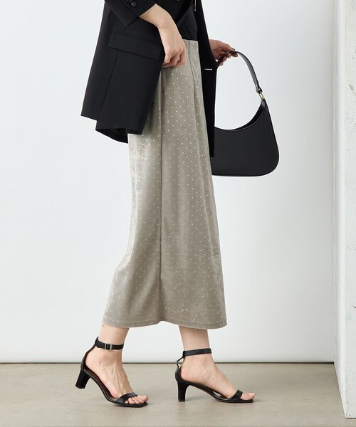 NOLLEY’S Sophi(ノーリーズソフィ)の「《セットアップ対応》箔ドットベロアタイトスカート(スカート・レディース・ベージュ系その他/ブラック系その他・38/36/34)」の12枚目の写真