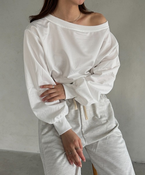 MYMOOD.（マイムード）の「オフショルダースウェットトップス（スウェット・レディース・グレー/ブラック/ホワイト・FREE）」の7枚目の写真