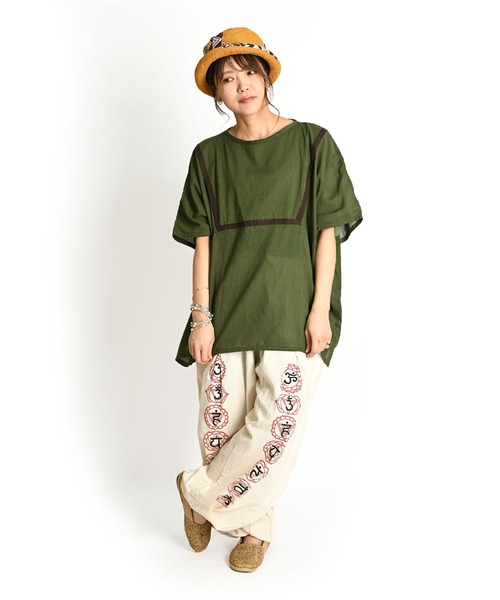 MARAI(マーライ)の「エスニックプリント バルーンパンツ ウエストゴム アラジンサルエルパンツ(その他パンツ・レディース・ブラック/カーキ/ブルー/パープル/ブラウン/レッド/ホワイト・FREE)」の9枚目の写真