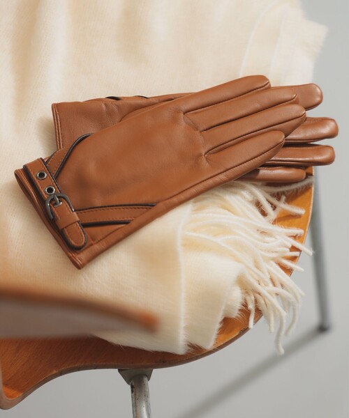 Ray BEAMS（レイビームス）の「レザー ベルト グローブ（手袋・レディース・レッド/ブラウン系その他3/ブラック・ONE SIZE）」の6枚目の写真
