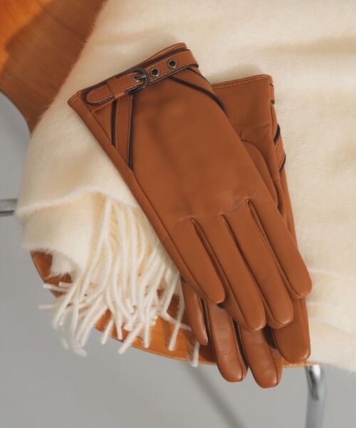 Ray BEAMS（レイビームス）の「レザー ベルト グローブ（手袋・レディース・レッド/ブラウン系その他3/ブラック・ONE SIZE）」の7枚目の写真