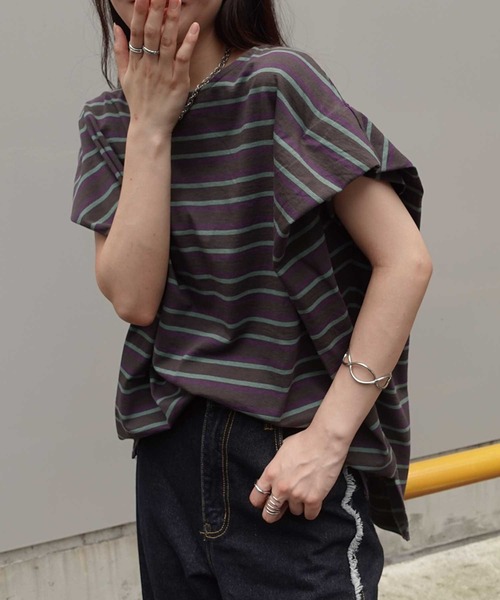 CORNERS（コーナーズ）の「USAコットンタックスリーブTシャツ（Tシャツ/カットソー・レディース・ブラック/チャコールグレー×パープル/グレイッシュベージュ/オフホワイト/チャコールグレー/キャメル・FREE）」の4枚目の写真