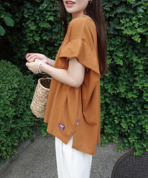 CORNERS（コーナーズ）の「USAコットンタックスリーブTシャツ（Tシャツ/カットソー・レディース・ブラック/チャコールグレー×パープル/グレイッシュベージュ/オフホワイト/チャコールグレー/キャメル・FREE）」の10枚目の写真