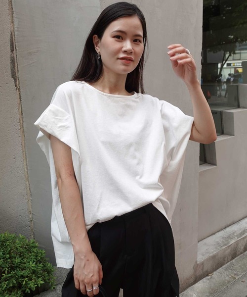 CORNERS（コーナーズ）の「USAコットンタックスリーブTシャツ（Tシャツ/カットソー・レディース・ブラック/チャコールグレー×パープル/グレイッシュベージュ/オフホワイト/チャコールグレー/キャメル・FREE）」の13枚目の写真