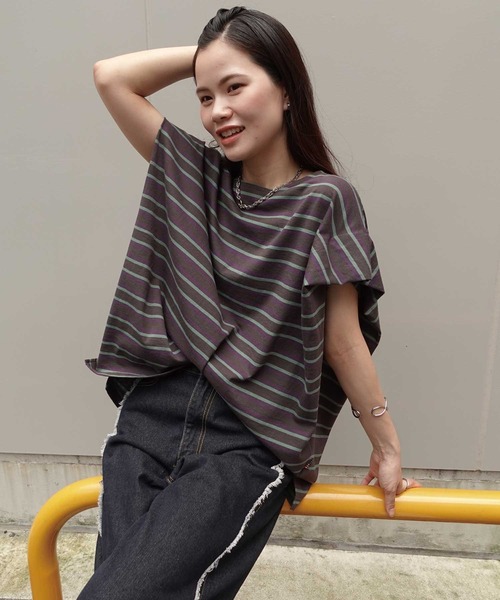 CORNERS（コーナーズ）の「USAコットンタックスリーブTシャツ（Tシャツ/カットソー・レディース・ブラック/チャコールグレー×パープル/グレイッシュベージュ/オフホワイト/チャコールグレー/キャメル・FREE）」の19枚目の写真