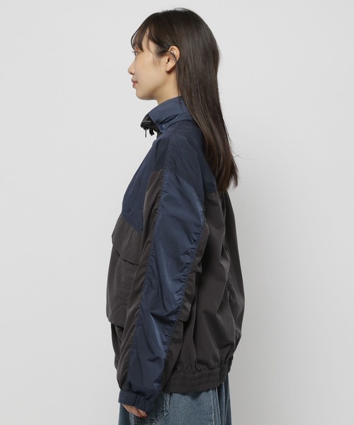 niko and...（ニコアンド）の「切り替えポケットマウンテンパーカー（マウンテンパーカー・レディース・ボルドー/ネイビー/アイボリー・LARGE/MEDIUM）」の11枚目の写真