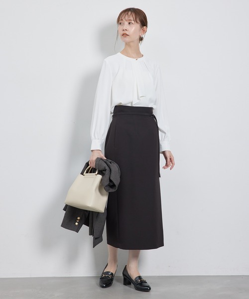ROPE' PICNIC(ロペピクニック)の「【WEB限定】2サイズ展開/メタルボタンボウタイ風ブラウス(シャツ/ブラウス・レディース・チャコールグレー/ライトグリーン/ホワイト/ラベンダー・36/38)」の12枚目の写真