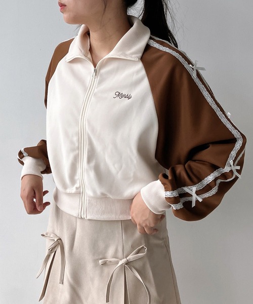 AS KNOW AS plus（アズノゥアズプラス）の「◇アソートデザイントラックジャケット（ジャージ・レディース・ベージュ系その他/ホワイト系/ブラック系その他/アイボリー系/ブラウン系その他2/オレンジ系1/アイボリー系1/ブラック系その他2・FREE）」の5枚目の写真