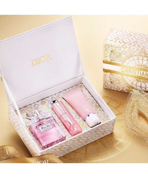 ミス ディオール フレグランス セット ホリデー ピンバッジ付ギフトラッピング Dior(ディオール)の「ミス ディオール コフレ(限定品)(香水